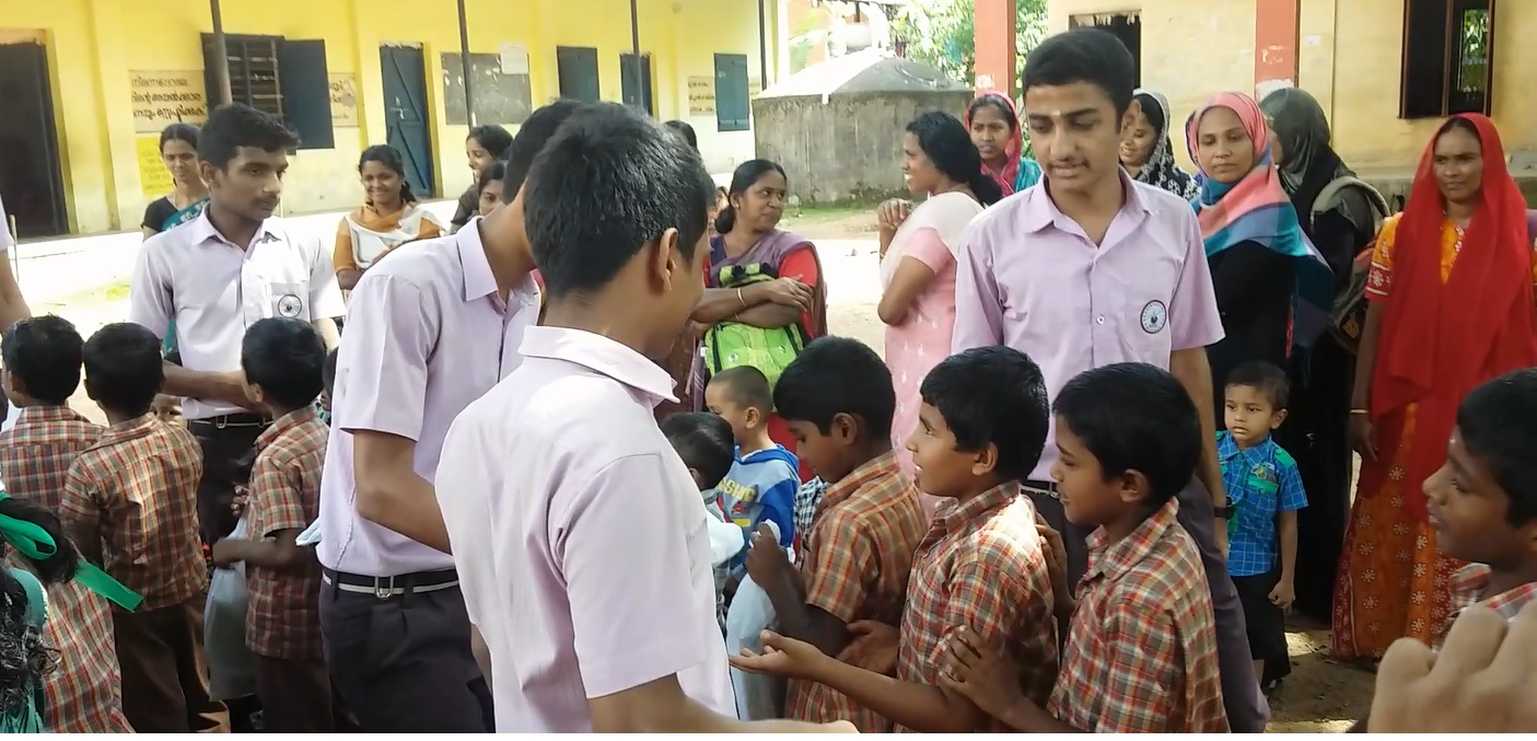 Study Materials donated  LP School pudiyankam