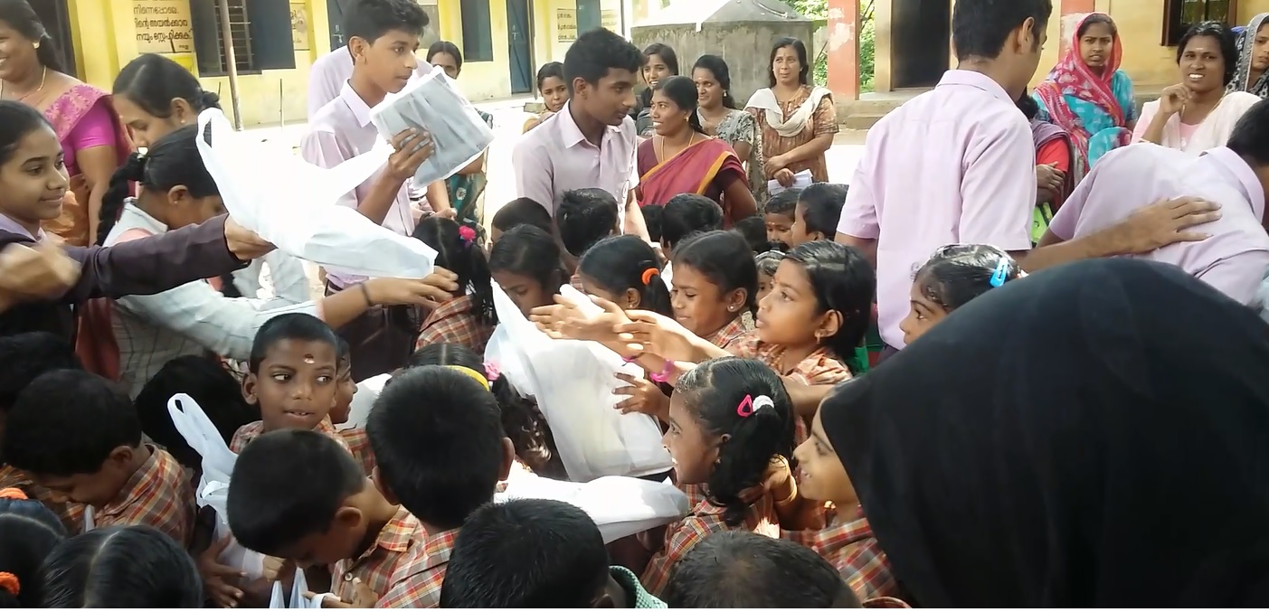 Study Materials donated  LP School pudiyankam