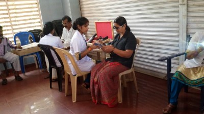 Students EYE CHECK-UP 