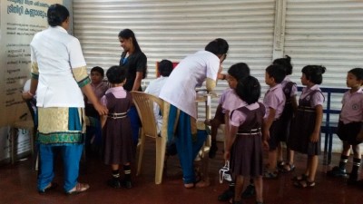 Students EYE CHECK-UP 