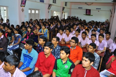 Daya Bhayi-speaker