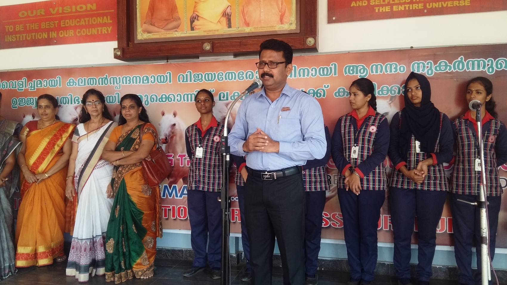 Honouring  Mrs.Santha Kumari  Principal and Founder SRAVANA SAMSARA SCHOOL YAKKARA