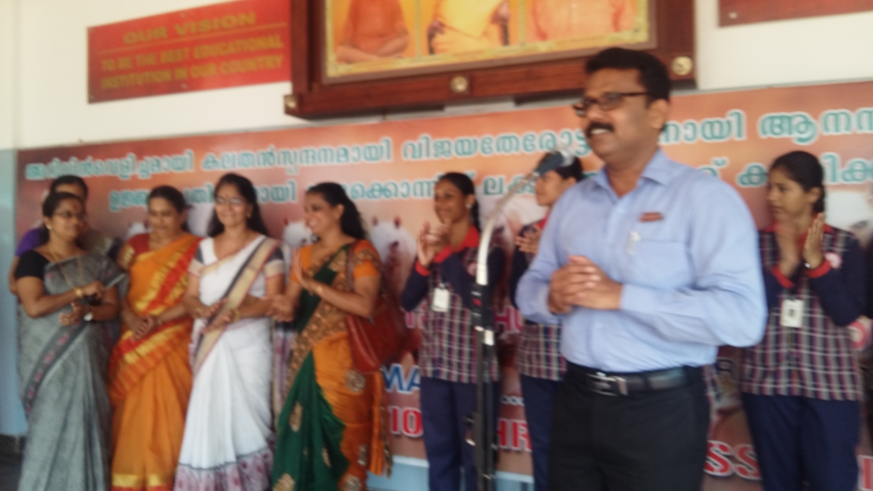 Honouring  Mrs.Santha Kumari  Principal and Founder SRAVANA SAMSARA SCHOOL YAKKARA