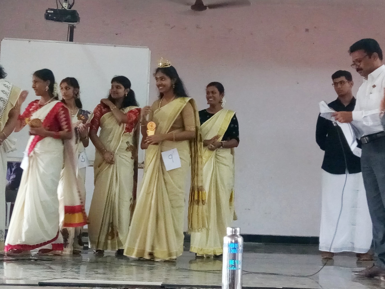 Malayali manka 2018