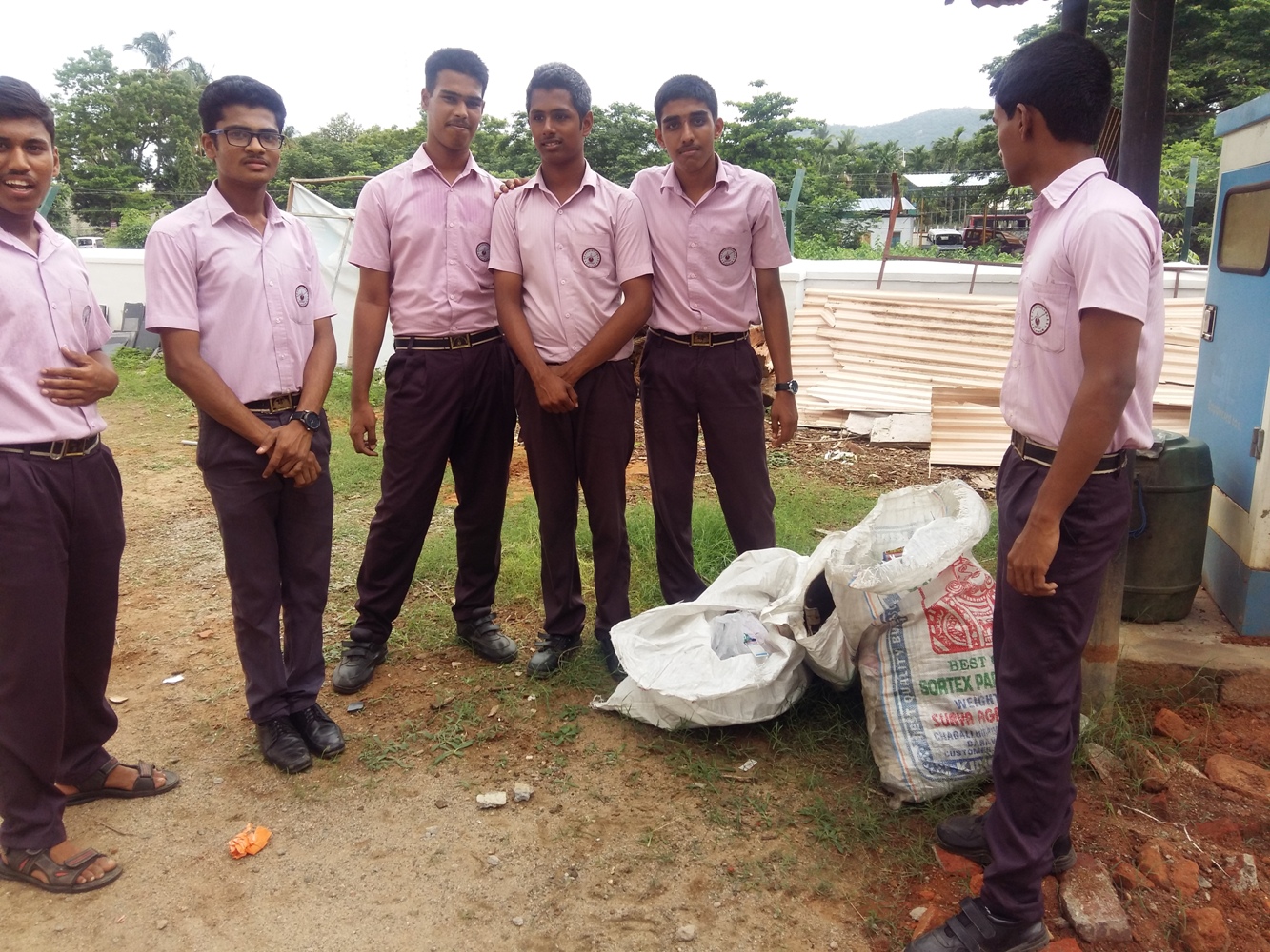 Beat Plastic -Cleaning work