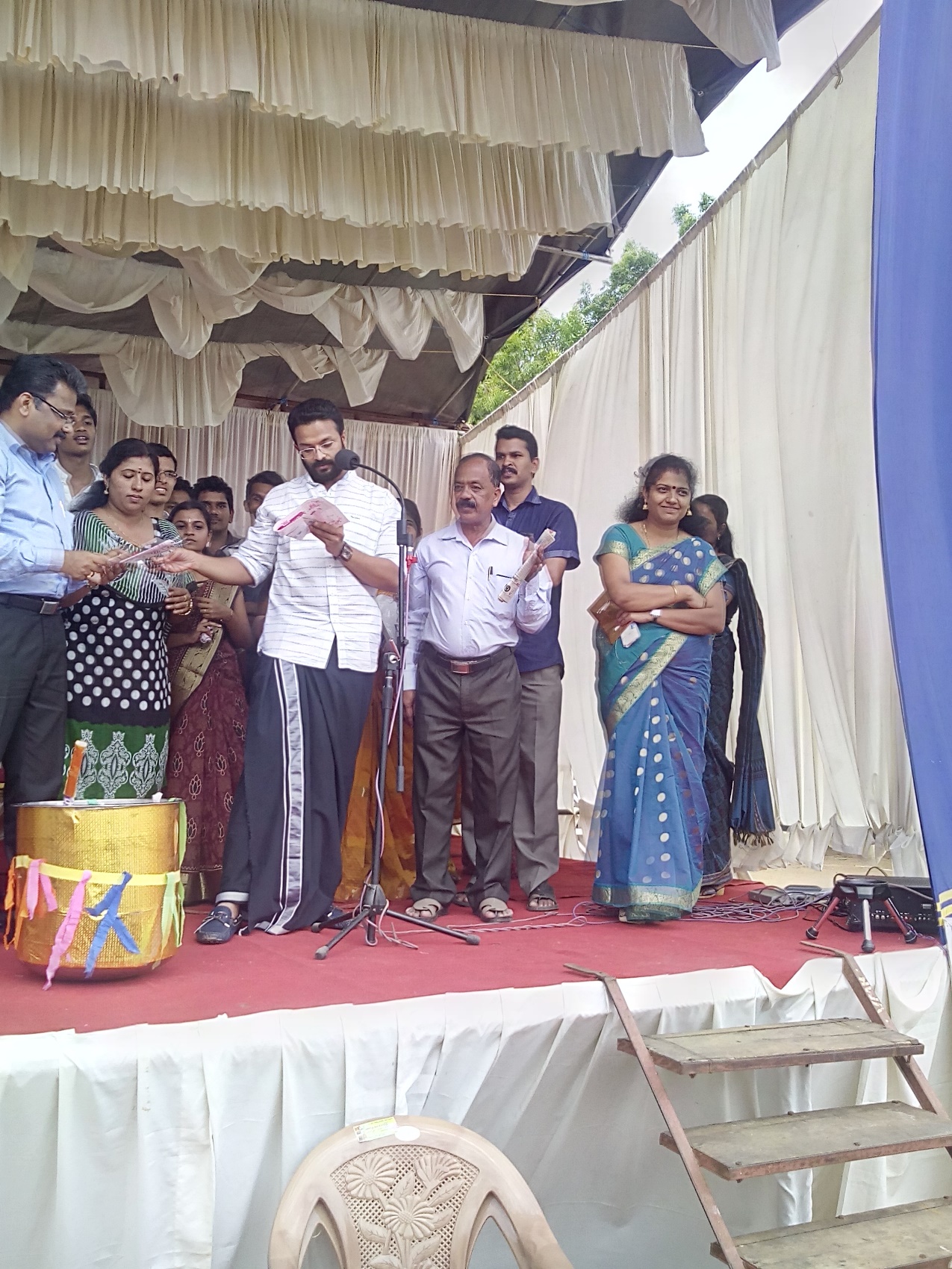 Cine Artist -Shri-Jayasurya Inaugurated our Onam Bumper program