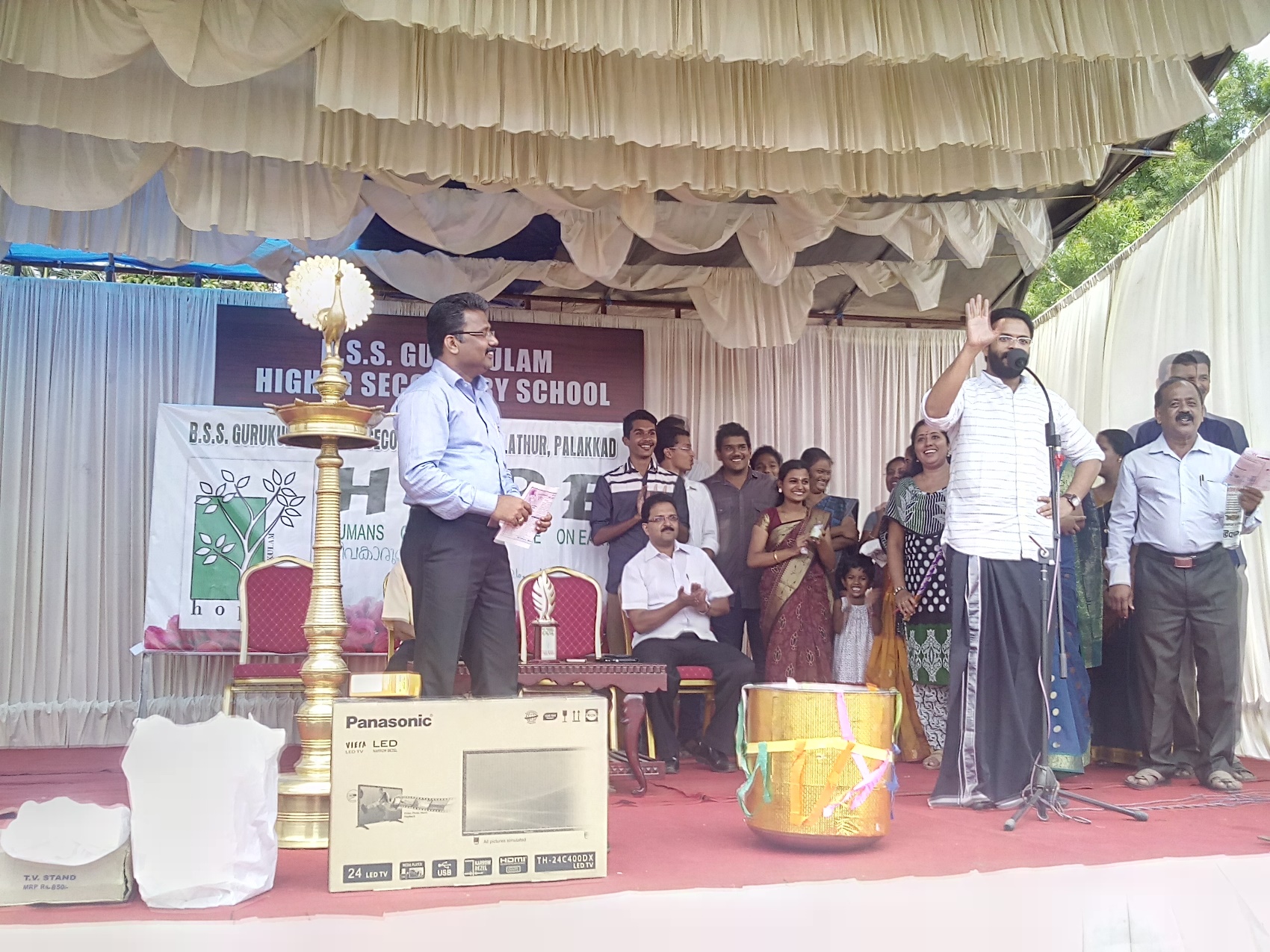 Cine Artist -Shri-Jayasurya Inaugurated our Onam Bumper program