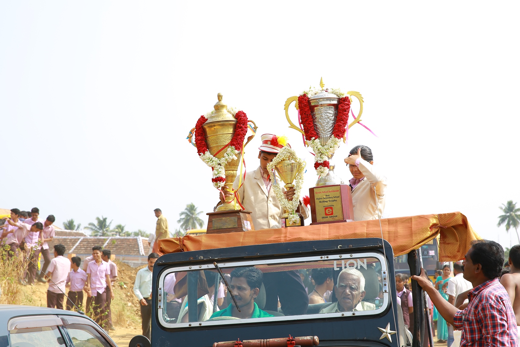 Kalolsavam Possession to Alathur 2015-2016 